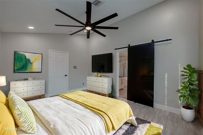 Building Photo - 15314 Chestnut Falls Dr