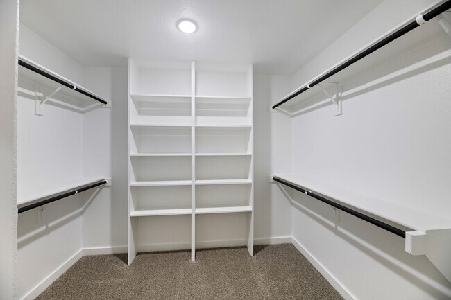 Building Photo - 4264 Clovis St