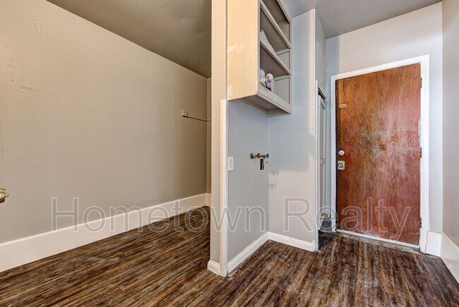 Building Photo - 1308 Mcdonald Dr