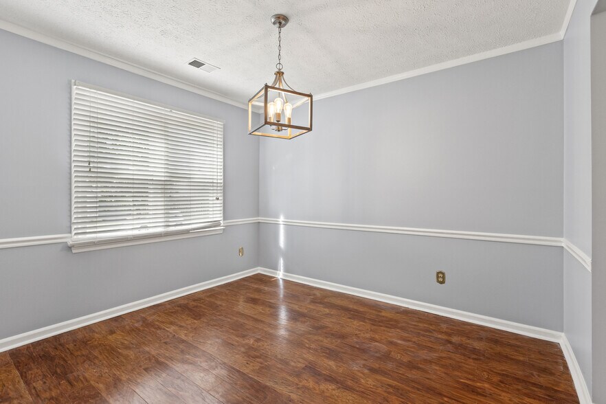 Dining Room - 1105 Jonestown Ln