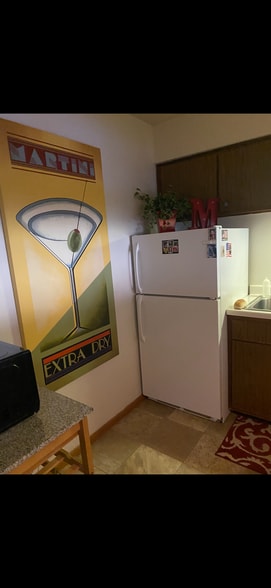 Kitchen - 5625 W Brown Deer Rd