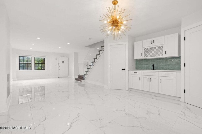 Building Photo - 1001 Norwood Ave