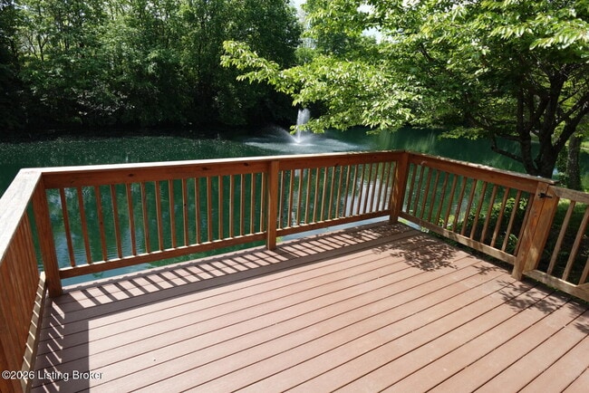 Building Photo - 829 Garden Pointe Dr