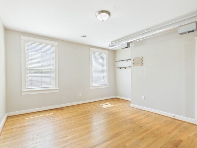 Building Photo - 2501 Semmes Ave