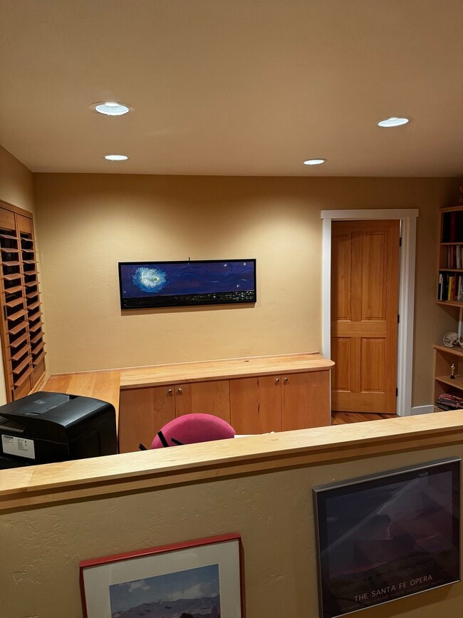 Building Photo - 78 Jameson Dr