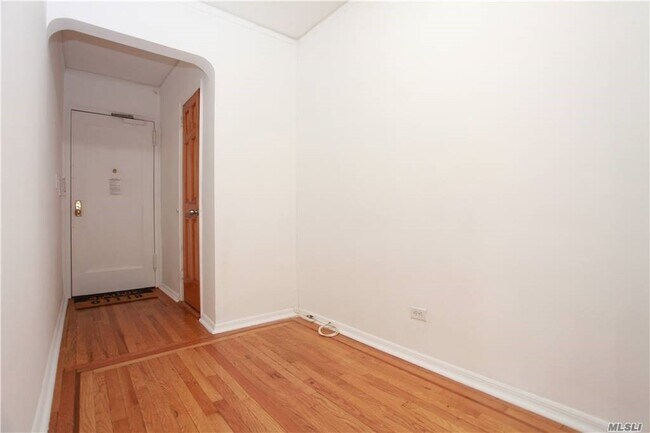 Building Photo - 65-10 99th St