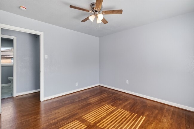 Building Photo - 1205 Alpha Dr