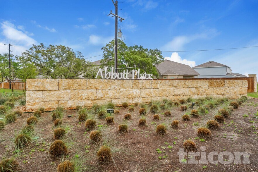 Building Photo - 5807 Nyla Wy