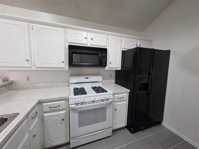 Building Photo - 1306 SW 96th St