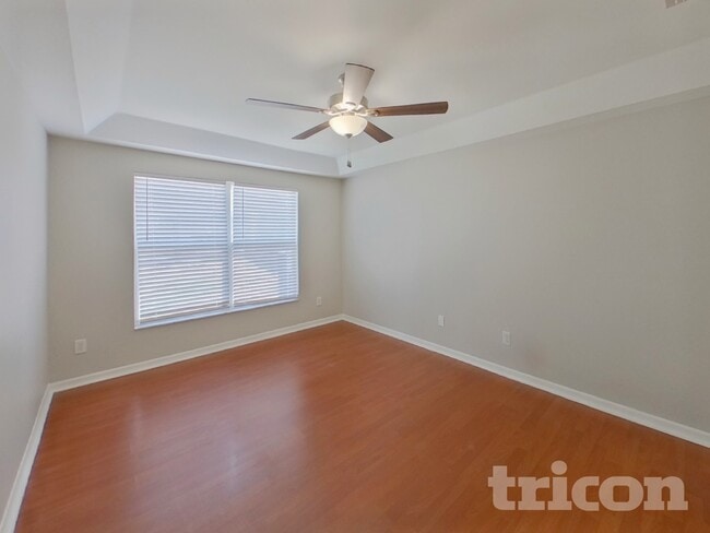 Building Photo - 914 Cape Cod Cir