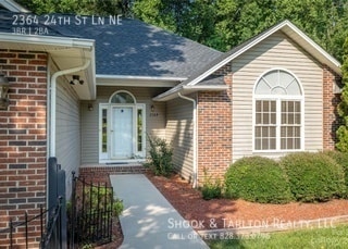 Building Photo - 2364 24th St Ln SE