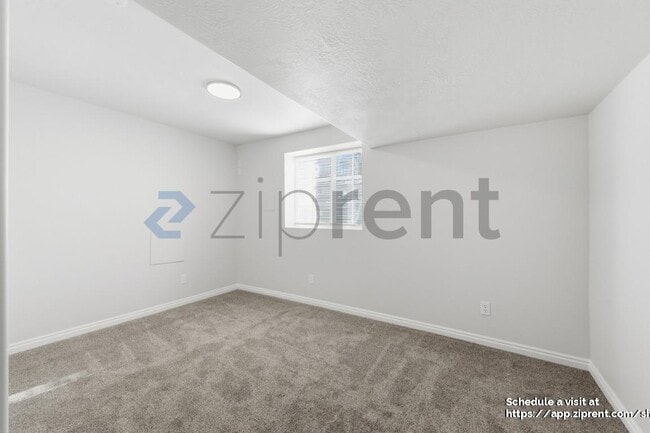 Building Photo - 7052 Devonna Rd