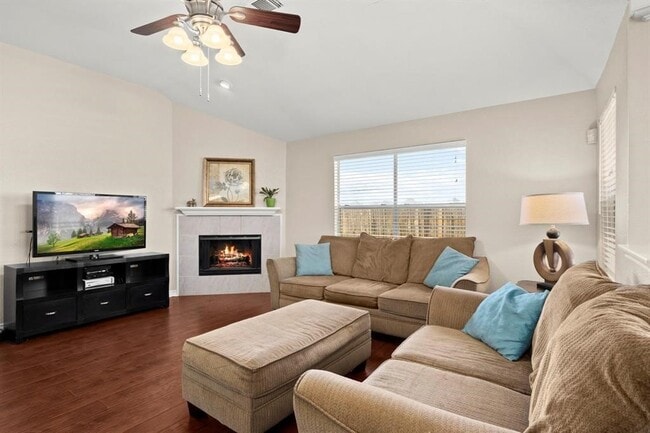 Building Photo - 23035 N Waterlily Dr