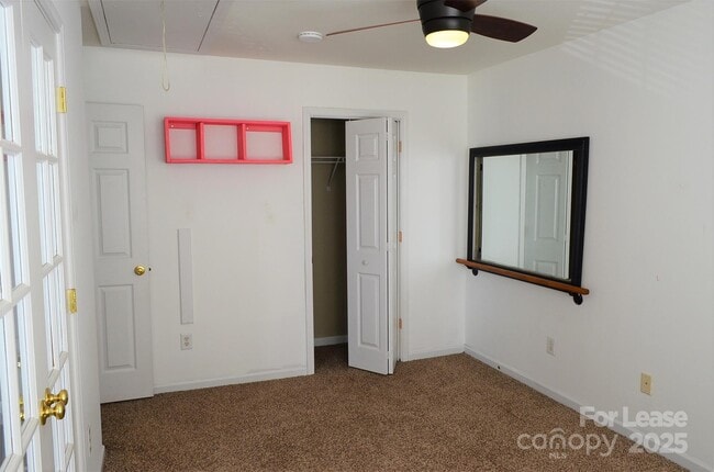 Building Photo - 16217 Peachmont Dr