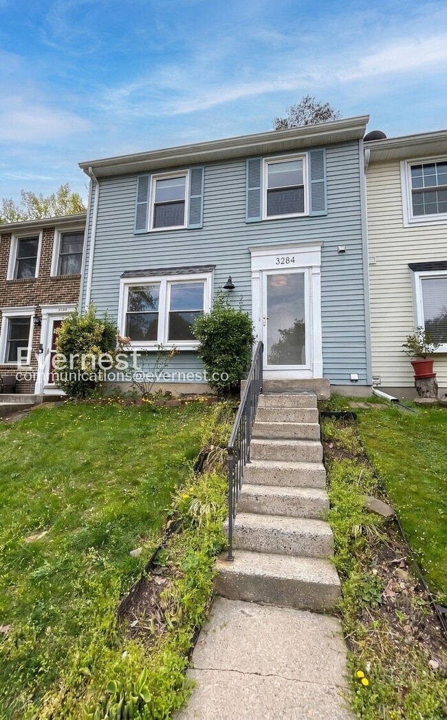 Building Photo - 3284 Wyndale Ct