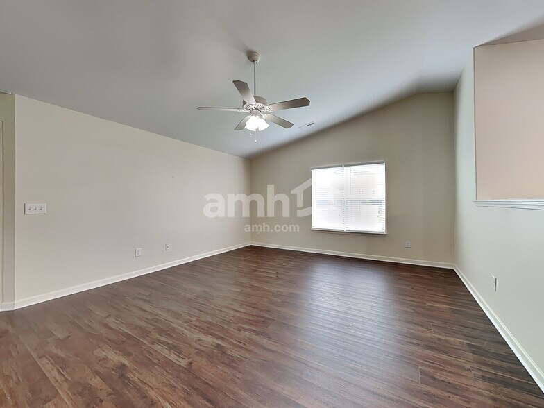 Building Photo - 3248 Laurenfields Way