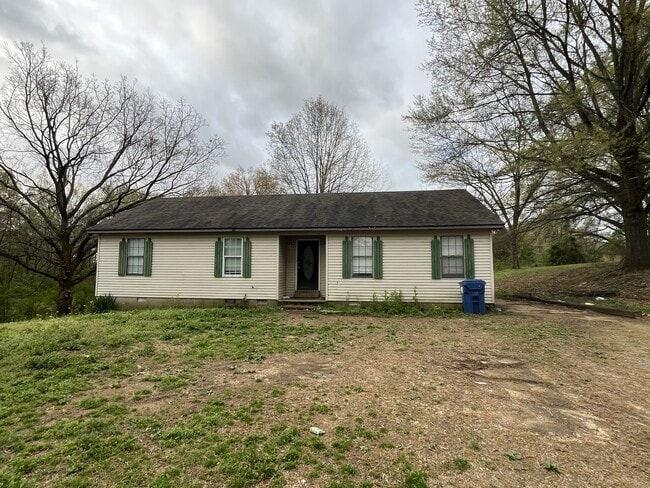 Primary Photo - 261 Becks Ln