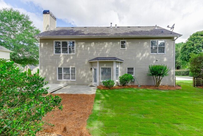 Building Photo - 1795 Lake Heights Cir