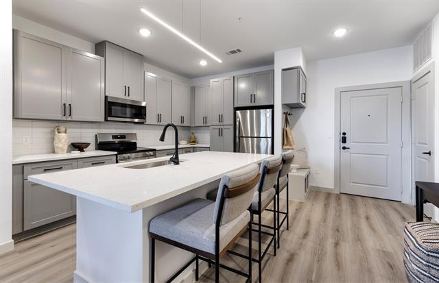 Building Photo - 2400 Ace Ln