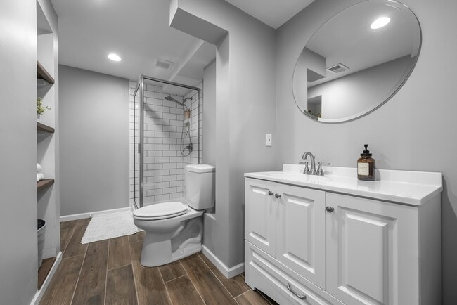 Building Photo - 7917 W 92nd Pl