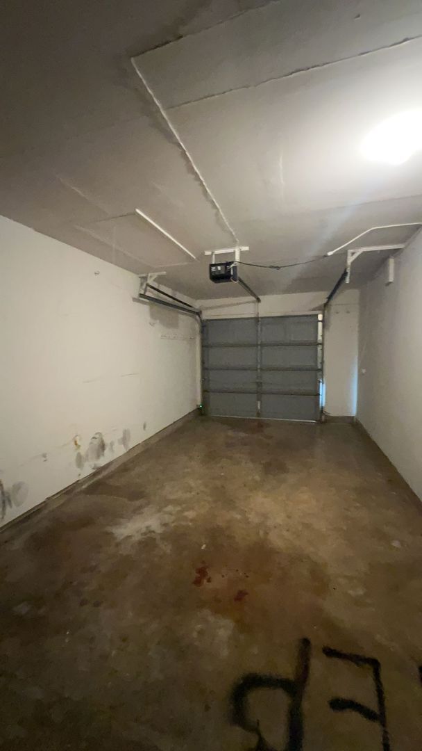 Building Photo - 116 Carothers St
