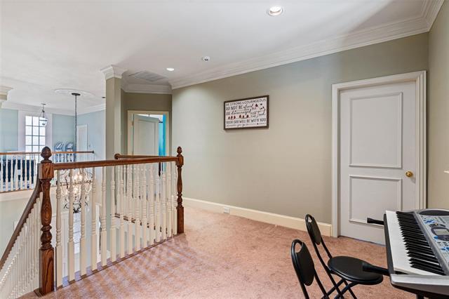 Building Photo - 5932 Riverbend Pl