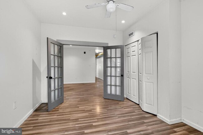 Building Photo - 129 W Susquehanna Ave