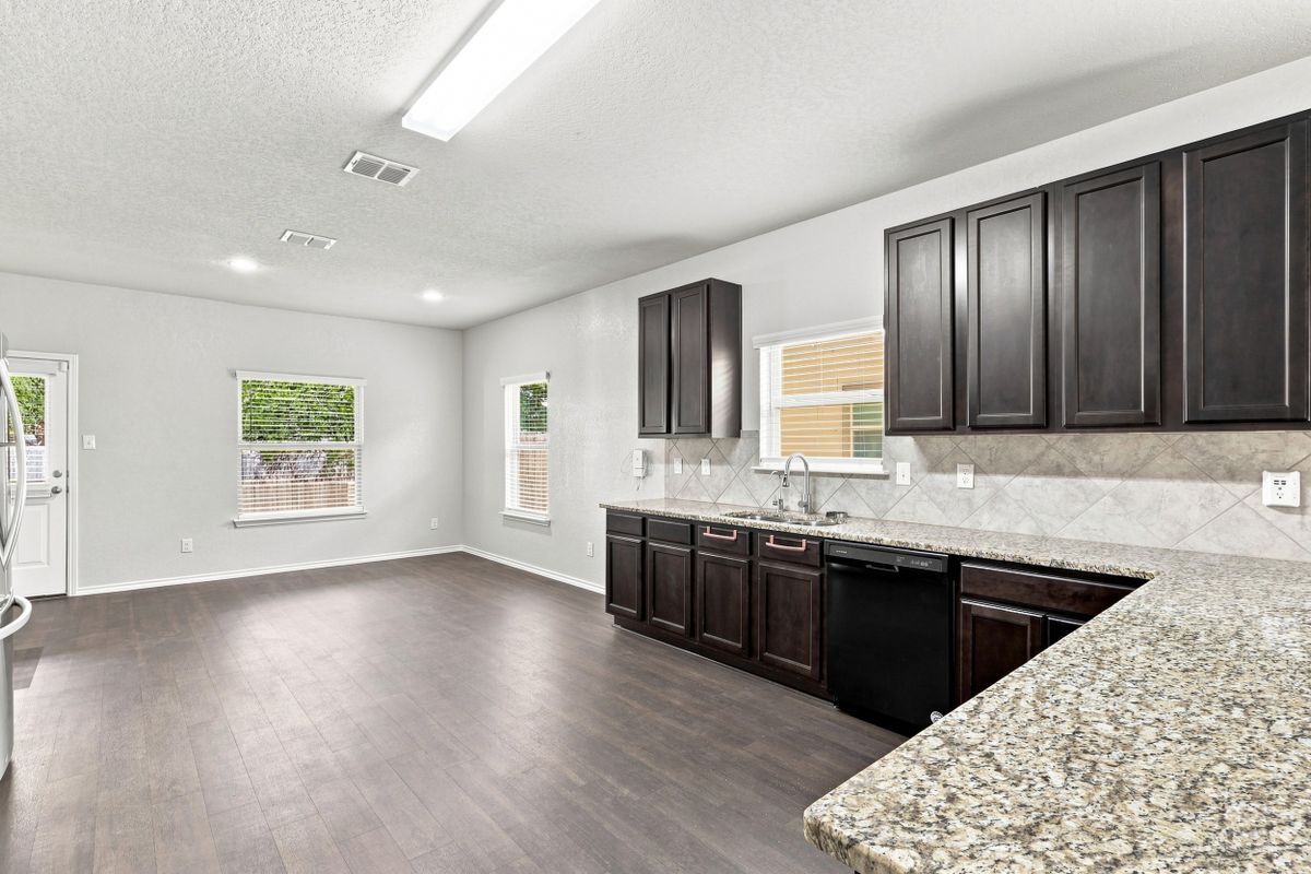 Building Photo - 7222 Boxing Grove
