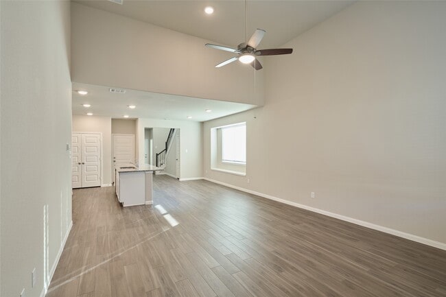 Building Photo - 2460 Shellcracker Dr