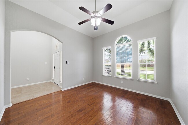 Building Photo - 4207 Canterbury Park Ln