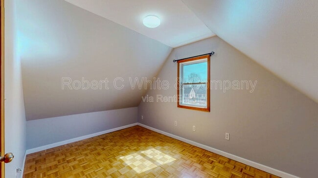 Building Photo - 10 Harkness Dr