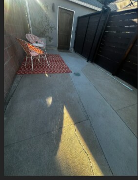 Building Photo - 3751 Hillcrest Dr