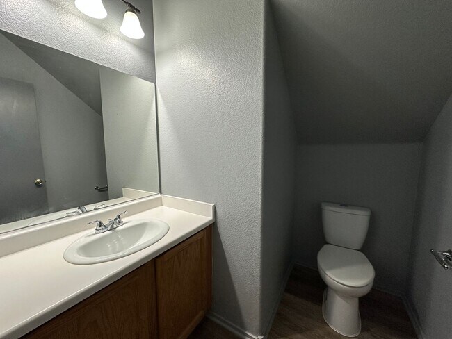 Building Photo - 2562 Land Rush Dr