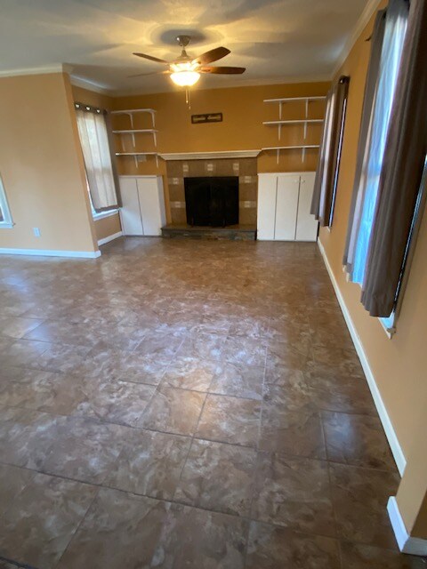 Building Photo - 5381 Lynbrook Landing