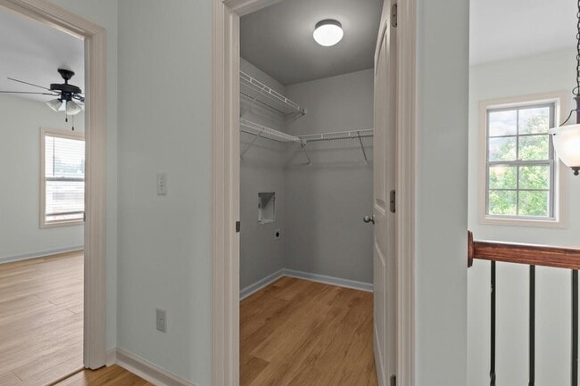 Building Photo - 5155 Roseman Trail
