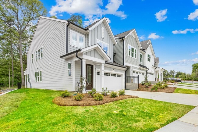Building Photo - Washam Potts Townhomes