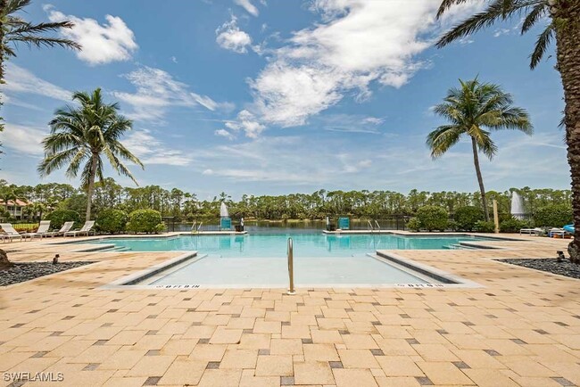 Building Photo - 1634 Tarpon Bay Dr S