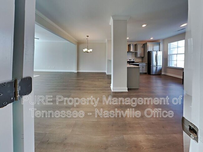 Building Photo - 1750 Park Terrace Ln