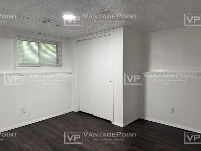 Building Photo - 433 S Kensington Dr
