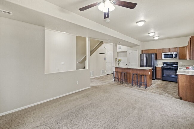Building Photo - "Beautiful Townhome 3-Bedroom  2.5 Baths no carpet home, just 7 minutes from Fort Carson!"