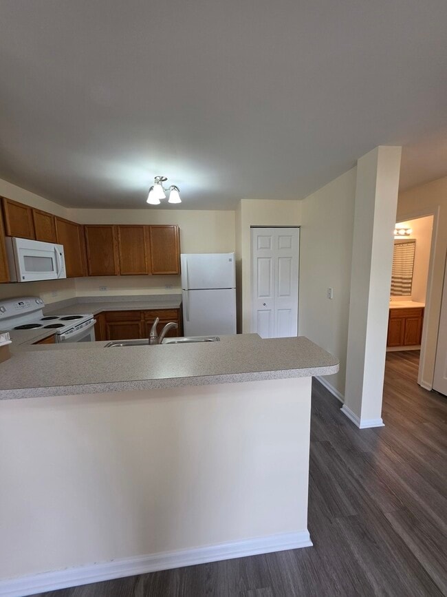 Building Photo - 101 Silverstone Dr
