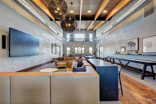 Building Photo - 7655 W Meltwater Ln