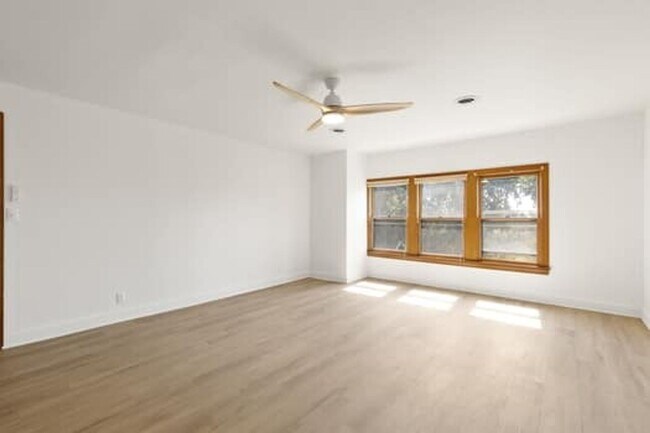Building Photo - 515 Wabash Ave