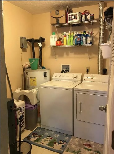 Building Photo - 8903 Mallard Ct