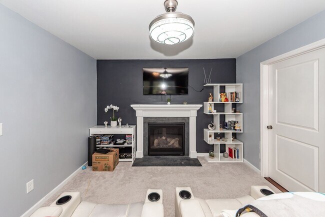 Building Photo - 4 Bedroom, 3.5 Bathroom Home in Summers Co...