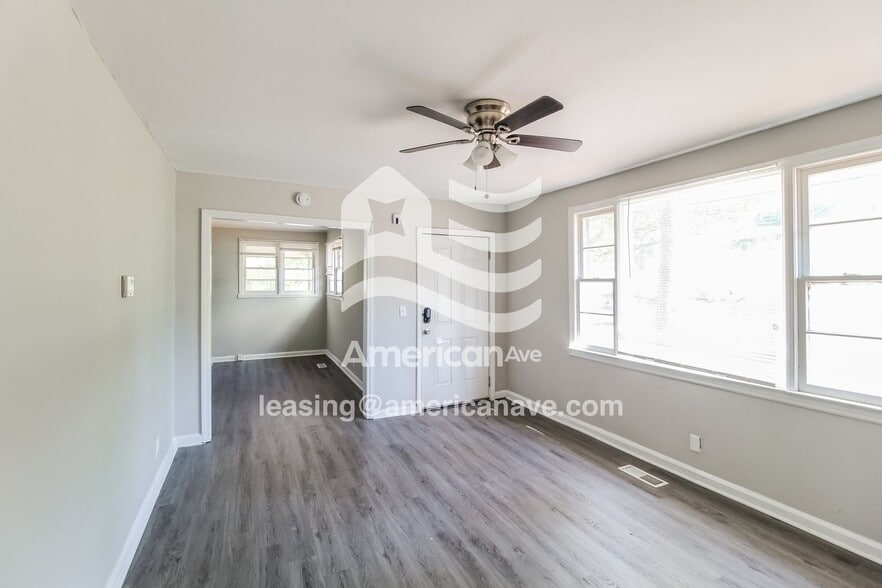 Building Photo - 1949 Manson Rd