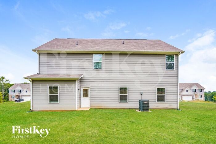 Building Photo - 6986 Rebecca Ln