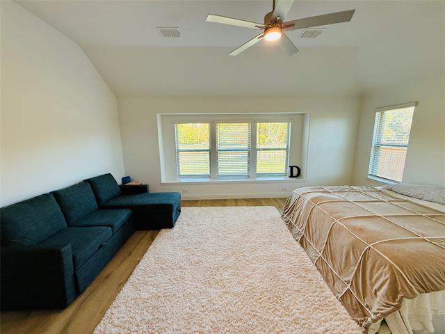 Building Photo - 218 Oakcrest Dr