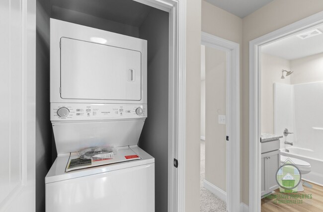 Building Photo - 217 Liberty Dr