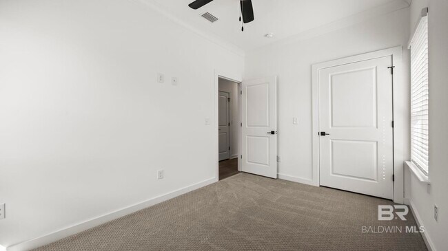 Building Photo - 4604 Casablanca Dr